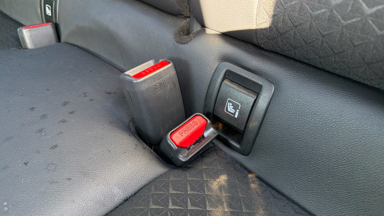 Nissan Juke 1.0 DiG-T 114 N-Connecta 5dr DCT Petrol Hatchback